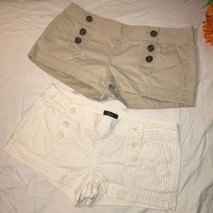 ⛔️⛔️Sold⛔️⛔️2 Pair of Express Sailor Shorts